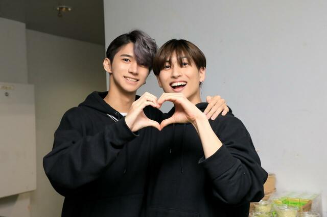 REIA&KAITOでキュートなハートマークを!