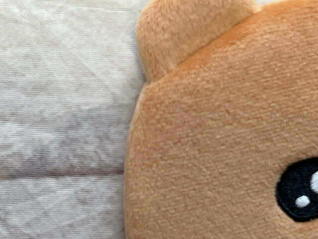 毛足の短いフェイクファー風の素材