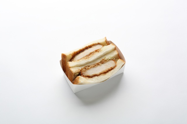 三元豚のロースとんかつサンド　