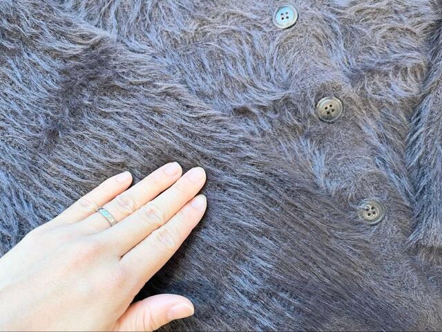 【coca ふんわりシャギーニットカーディガン】まるでアンゴラウサギを撫でているかのようなふわふわの手触り！