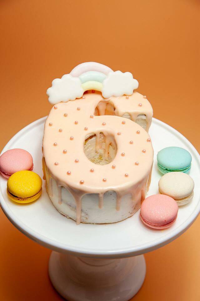 「オーダーメイドケーキ」【Haute Couture Cake（オートクチュールケーキ）】