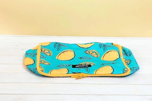 【カルディ レモンバッグ/トラベルポーチ】使わない時はたためるので、かさばりません