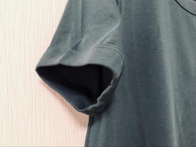 【UNIQLO（ユニクロ） エアリズムコットンAラインロングワンピース（半袖）】袖はやや短めです