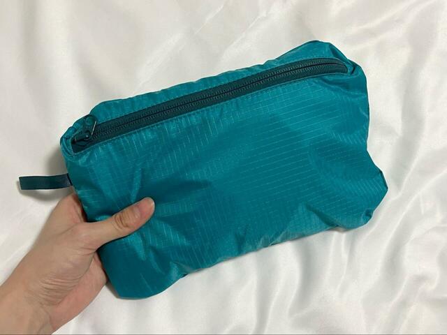 【mont-bell　ポケッタブルライトトートS】収納サイズは約25×17cm。メインバッグに入れておきやすいサイズ感です