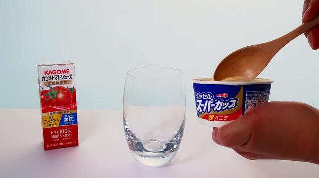 「まるで白桃風 魔法のシェイク」