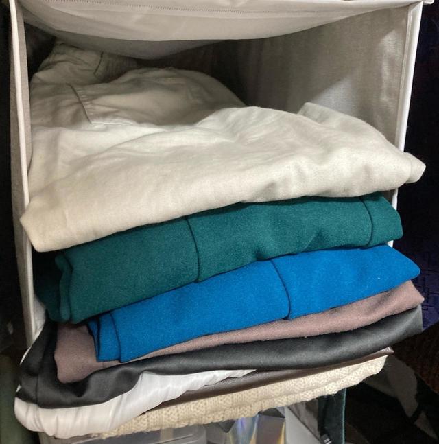 【ニトリ「吊り収納 プレッソ（5段）」】下段にはかなり収納できる