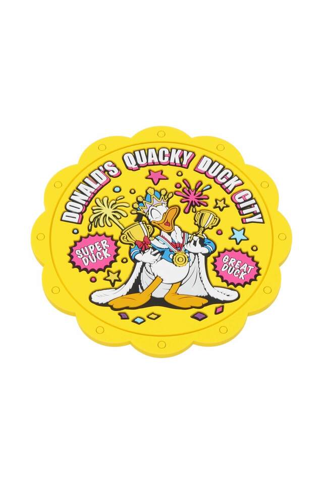 スーベニアコースター 対象ドリンクにプラス600円｜提供店舗：東京ディズニーランド「ヒューイ・デューイ・ルーイのグッドタイム・カフェ」｜スペシャルイベント「ディズニー・パルパル―ザ」第2弾「ドナルドのクワッキー・ダックシティ」スペシャルメニュー