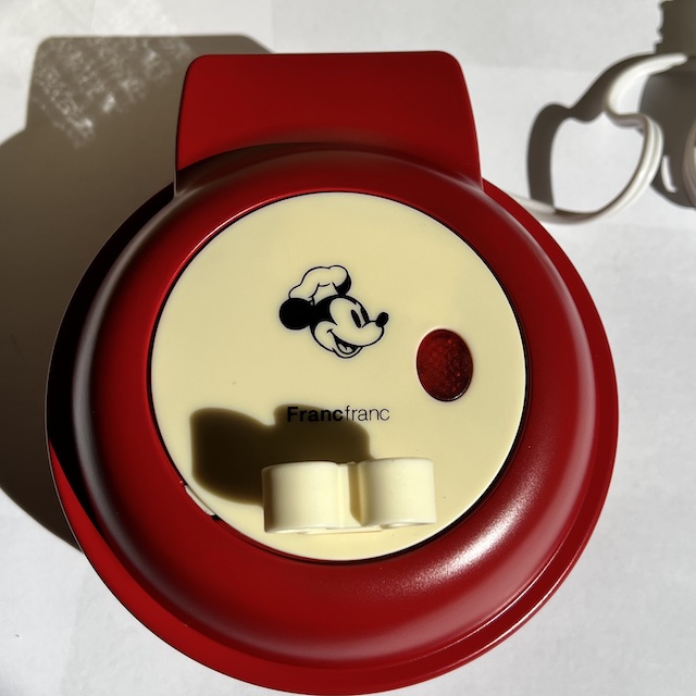 【Francfranc ディズニー　ミニパンケーキメーカー】マットな質感がおしゃれ