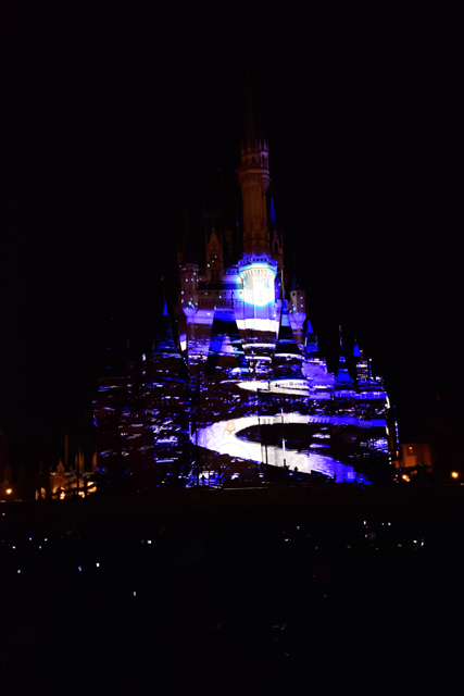 ２４：「ピーターパン」空を飛んでネバーランドへ ©Disney