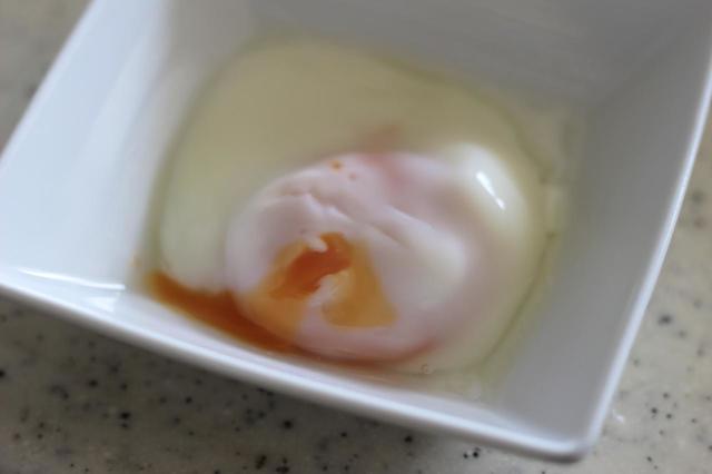 【ダイソー】レンジで簡単　ポーチドエッグ／100円