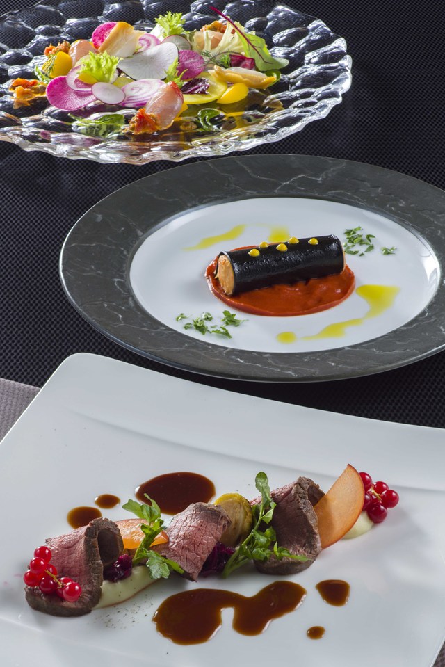 “ピクサー・プレイタイム”ディナーコース 10,290円|東京ディズニーシー・ホテルミラコスタ「ベッラヴィスタ・ラウンジ」