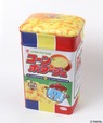 【やおきん meets niko and ...】「缶スツール」5,940円／シート部分をあけるとお菓子やおもちゃなど好きなものが詰められる、収納ボックス付きの缶スツール