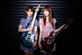 LoVendoЯ・ツインギター対談／魚住有希&宮澤茉凜