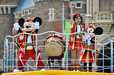 TDL「ディズニー夏祭り」2015 キッズ向けプログラム「おんどこどん!」撮影 / MezzoMiki