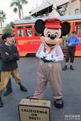 ディズニー・カリフォルニア・アドベンチャー/レッドカー・トロリー・ニュースボーイズ