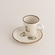 【リサ・ラーソン】「カップ&プレート(Found Cats Series・益子焼)」¥5,500/マットな釉薬の質感に、スケッチねこの部分のみ撥水加工を施したもの