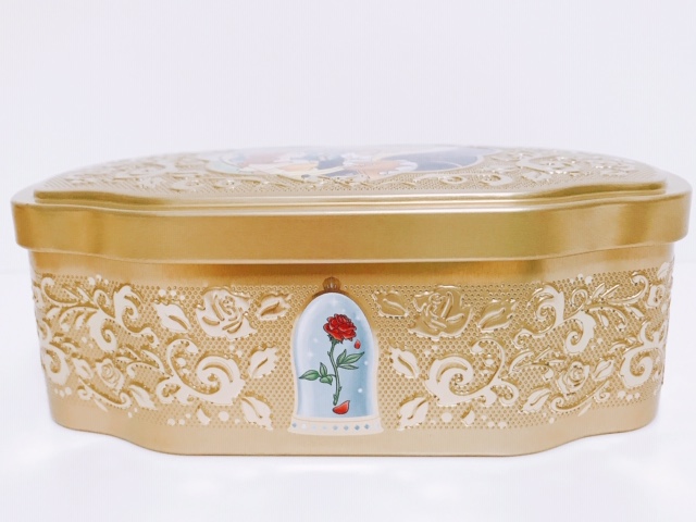 正面にローズドーム