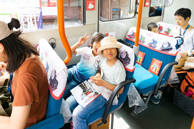 バスのバーティー車内｜大井川鐵道「Day Out With Thomas 2018」