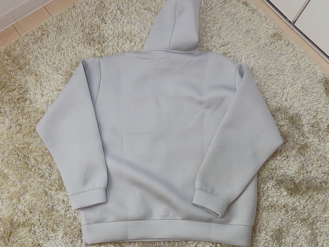 【ワークマン ダブルフェイスビッグシルエットフーディ】カラーはブラック 、ネイビー 、グレー杢 、キャメル 、グレージュの5種類