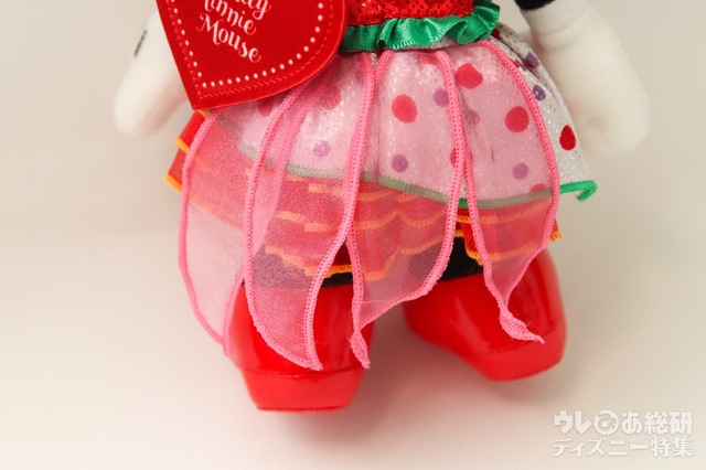 ぬいぐるみバッジ（ミニーのトロピカルスプラッシュ） 2500円