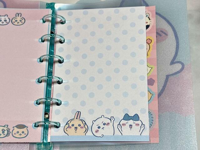 LINEスタンプで人気のピースサインのちいハチうさも登場です！