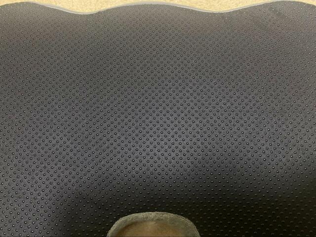 【MyComfoet　低反発クッション】カバー裏面は滑り止め加工がしてあります