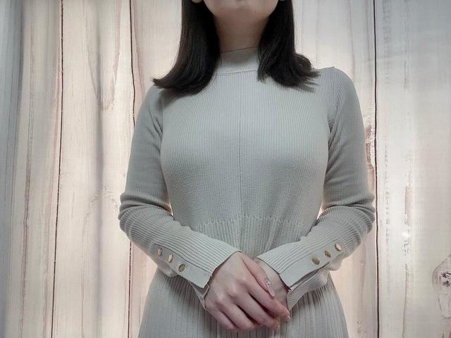 【GU（ジーユー）】リブニットワンピース（長袖）Z+E／ナチュラルSサイズ着用