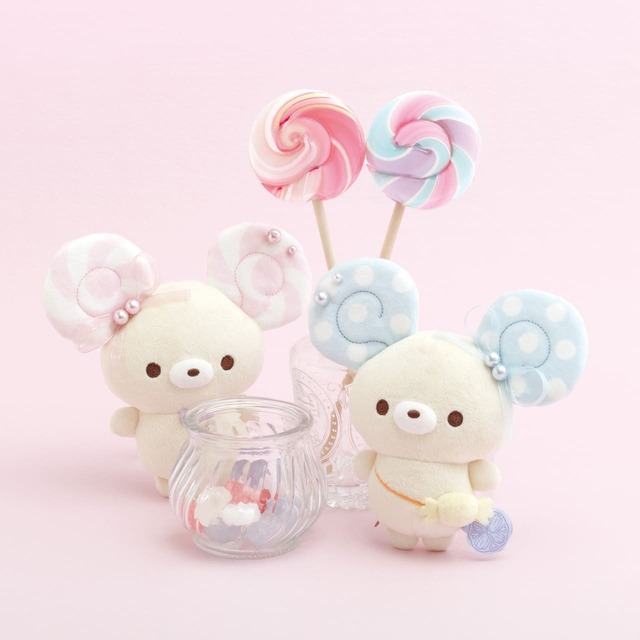 【シュガーココムー】「ぬいぐるみ」各1,980円／チューポップキャンディの2匹を並べるともっとかわいい♪