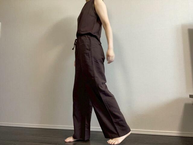 【UNIQLO リネンブレンドブラウス・リネンブレンドイージーパンツ】パンツはSサイズ着用（身長163cm）。カラーは全7色と豊富♪