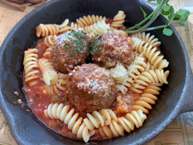 BEAGLE SCOUT‘S SHACK ピクニックバスケットプレート（ミートボール）