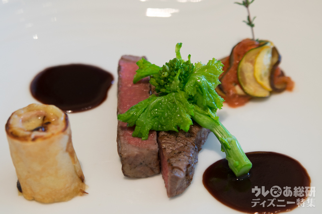 “ピクサー・プレイタイム”ディナーコース 10,290円｜東京ディズニーシー・ホテルミラコスタ「オチェーアノ」