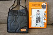 【UNIVERSAL OVERALL 2WAY キルティングバッグ BOOK】表紙とスクエア型にしたバッグ