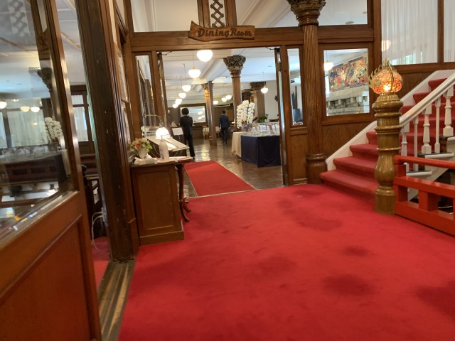 メインダイニングルーム