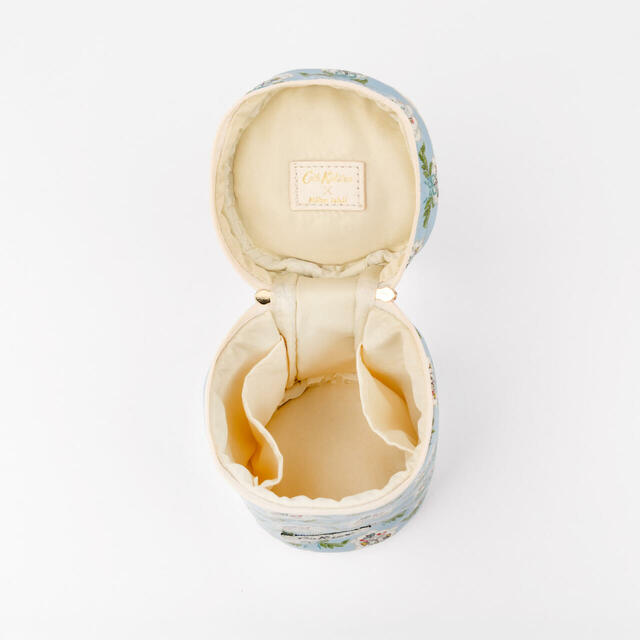 CK×Miho Ishii マルチケース Maypole Laurels　￥6,600（税込）