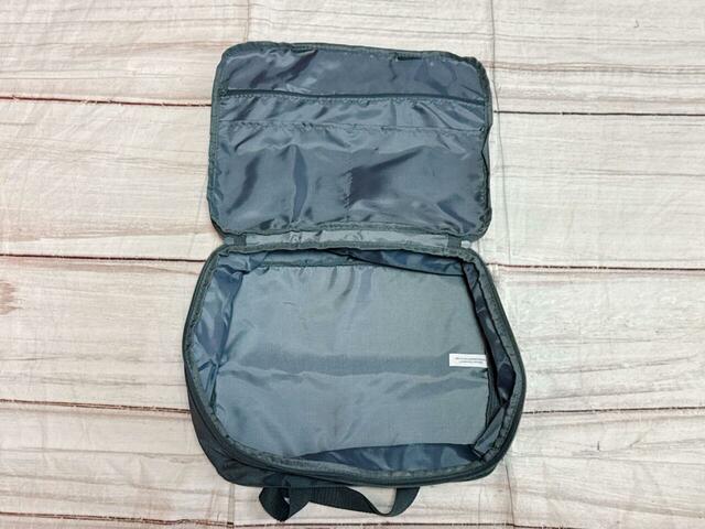 ファスナーを開けるとこんな感じ！