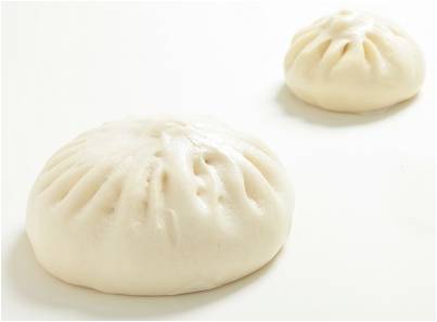 神楽坂五十番「ギガ肉まん」1,080円