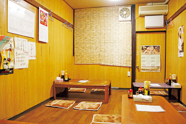 山東餃子本舗（江古田）  内観