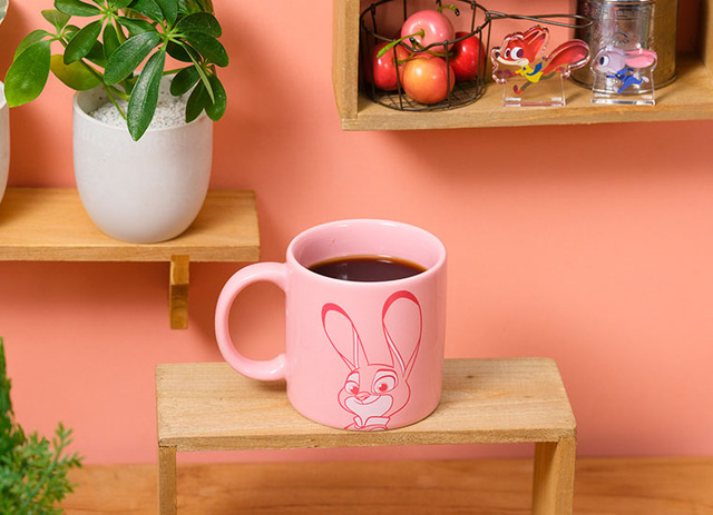 ホットミルク 790円、ホットティー 690円｜ディズニー『ズートピア』「Zootopia」BUNNY BEST FRIEND OH MY CAFE