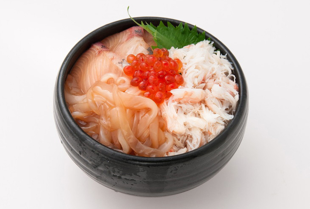 越前漁火 かに海鮮丼