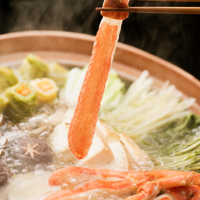 生のアラスカクイーンクラブは、カニしゃぶやカニすきなどにおすすめ