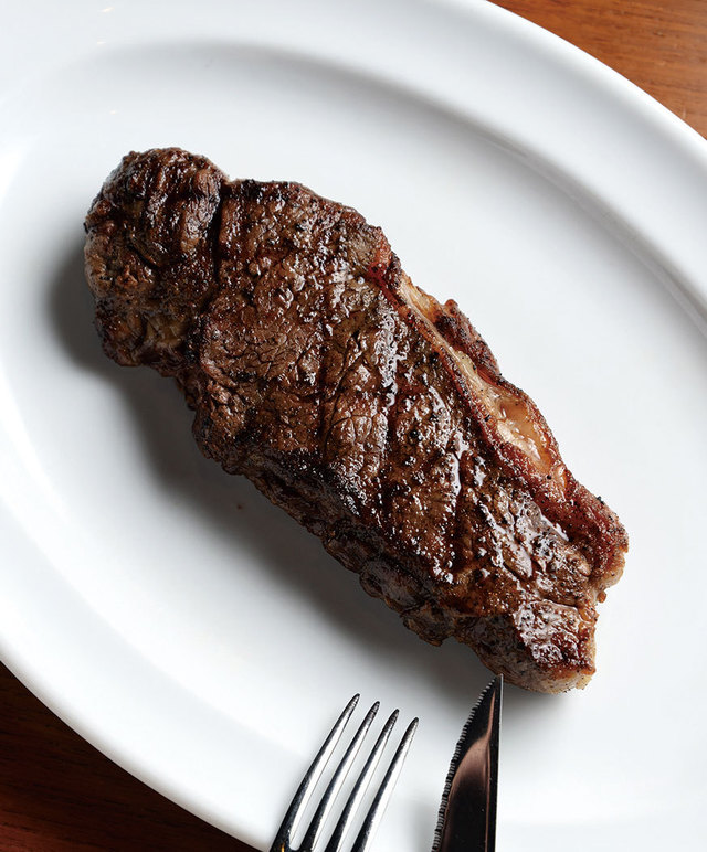 The Meat Locker（日本橋）　豊西牛サーロイン1ポンド7600円