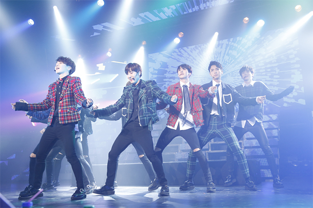 PENTAGON　12月10日＠東京・豊洲PIT