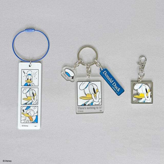 3連アクリルキーホルダー・縦長アクリルキーホルダー・メタルキーホルダー 各220円｜キャンドゥオリジナル/ディズニーシリーズ「ドナルドダック」