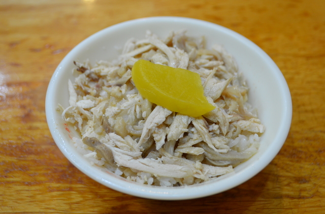 鶏丼デビューに最適な「蔡家火雞肉飯」の雞肉飯