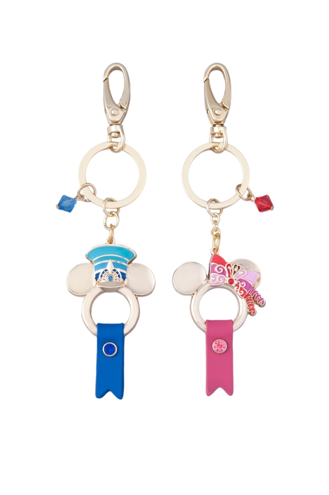 キーチェーン 1,800円｜長さ約14cm、2個セット｜東京ディズニーリゾート35周年“Happiest Celebration! ”スペシャルグッズ