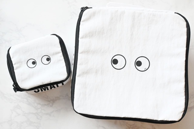 【ユニクロ×ANYA HINDMARCH「スクエアポーチ」】2025年5月23日（金）より2025年夏コレクション「T-SHIRT SHOP」が発売開始