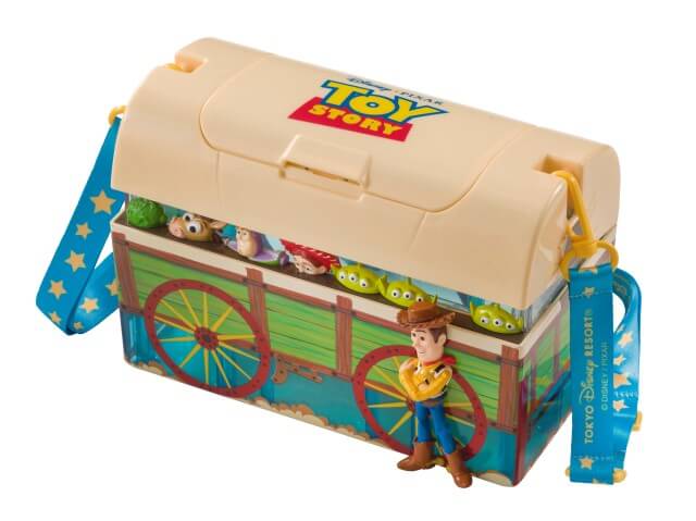 映画「トイ・ストーリー」の人気キャラクターが集まったバケット