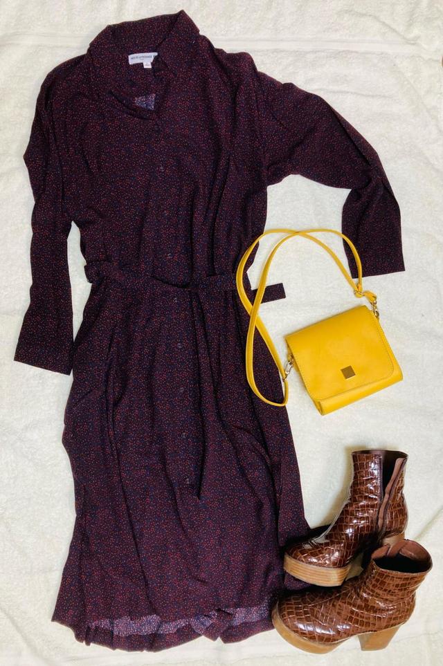 【UNIQLO（ユニクロ）×INES DE LA FRESSANGE　レーヨンプリントシャツワンピース】カラー小物との相性も抜群