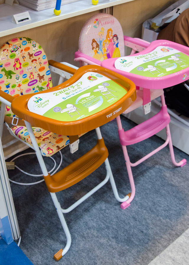 テーブルは取り外しができるそう。