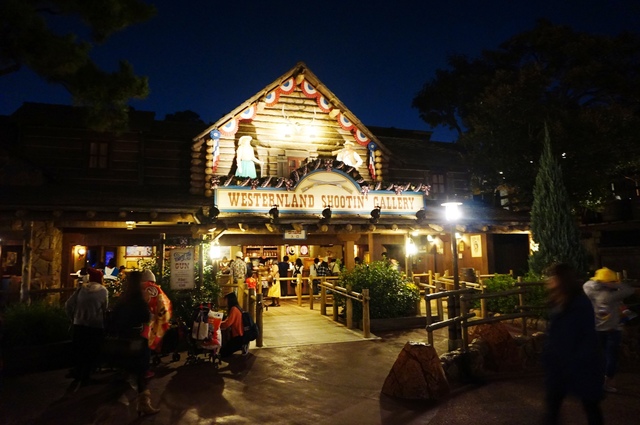 ウエスタンランド・シューティングギャラリー外観